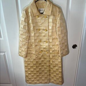 VINTAGE 1940s BUFFUMS luxurious gold cream quilted coat S BAKELITE BUTTONS